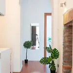 Cozy & Happy Flat In Downtown *