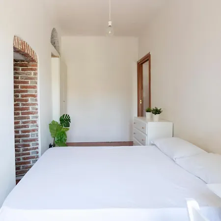 Cozy & Happy Flat In Downtown ميلان