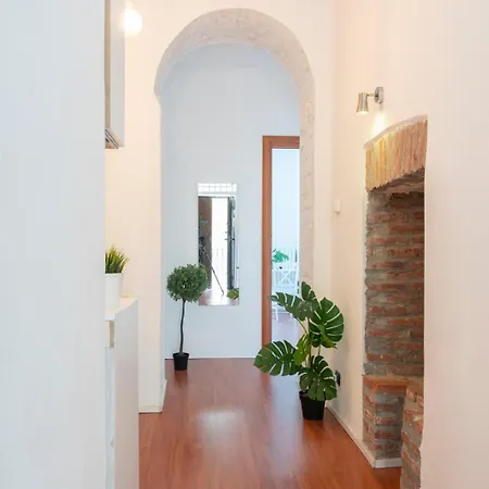 Cozy & Happy Flat In Downtown شقة *